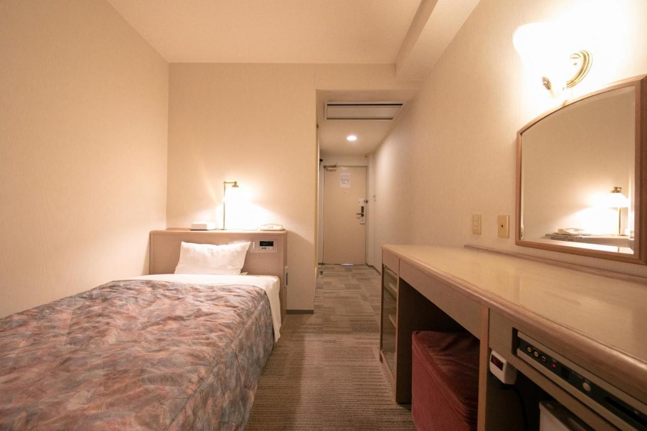 Miyakonojō Main Hotel - Vacation Stay 82546 מראה חיצוני תמונה